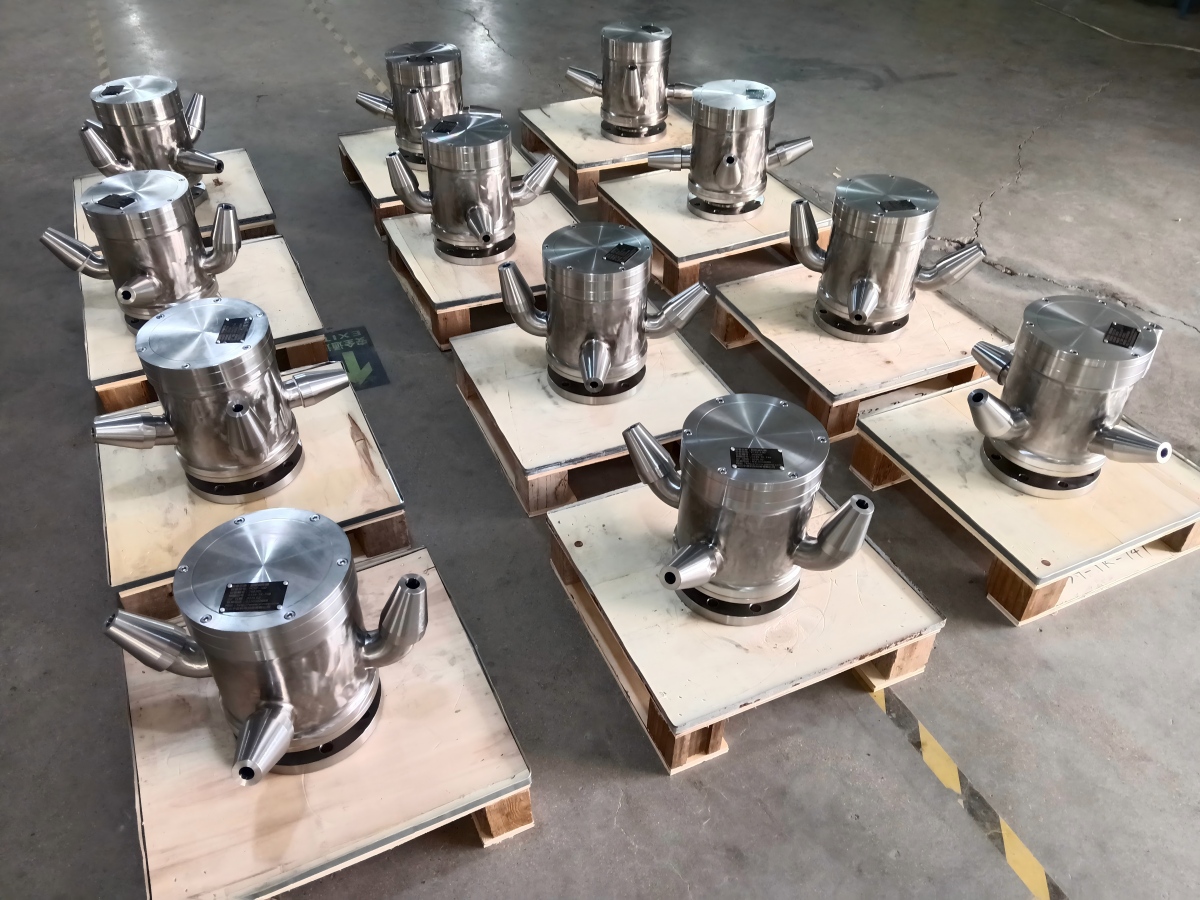 新年首批旋转喷射搅拌器成品